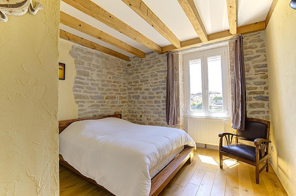 Domaine Des Jardins De La Saone Hotel Tournus Exterior photo