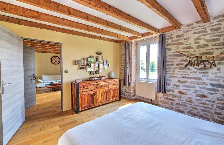 Domaine Des Jardins De La Saone Hotel Tournus Exterior photo